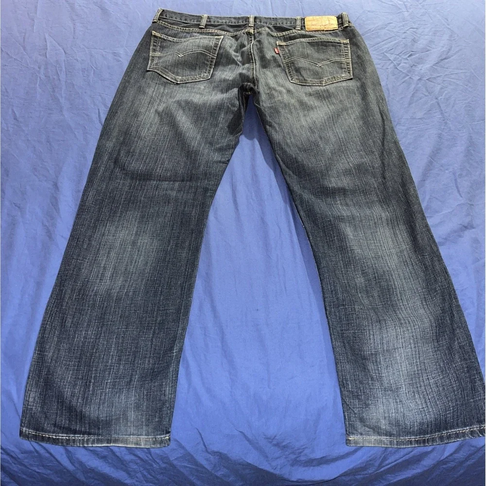 Levi's Men's 514 38 x 32 Original Straight Fit Jeans Medium Wash Blue Denim